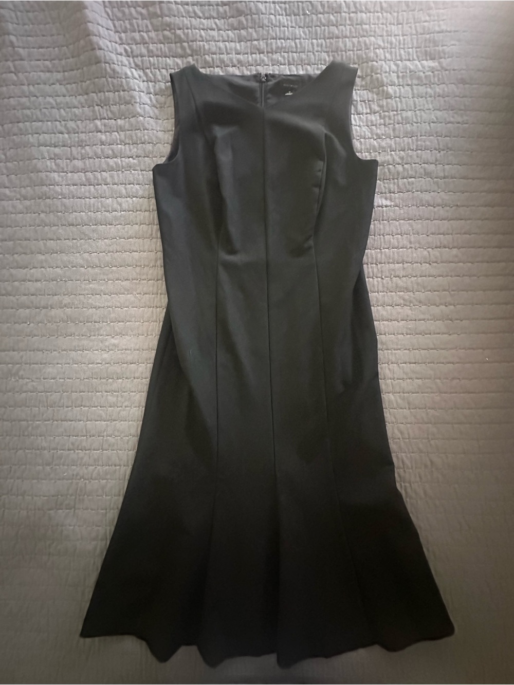 Ann Taylor Black Sleeveless Midi Dress